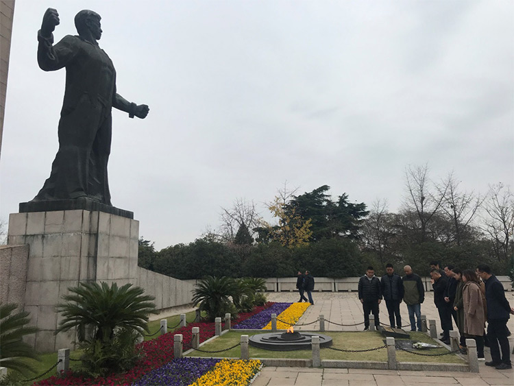 未标题-5.jpg 未标题-5.jpg